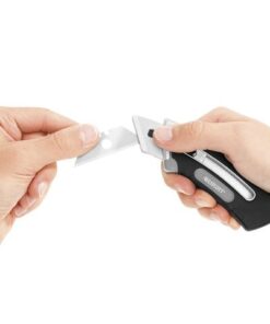 Snijmes 'Collapsible Utility'. Ergonomsich gevormde handgreep. Telescopisch mechanisme. 5 Jaar garantie. Geleverd op blisterkaart met europonsing. Reservemesjes verkrijgbaar met art.nr. AC-E84020.