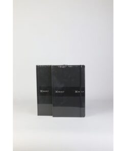 Notitieboek VAULT. Formaat 13x21cm. 192 Pagina's 80 grams blanco papier. Voorzien van zilveren opdruk en relief glossy spot UV coating. Met zijn superstevige en actuele materialen staat Vault garant voor een discrete stijl maar met een eigen persoonlijkheid en uitermate geschikt voor dagelijkse werkgebruik.