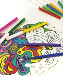 neemt viltstiften met een dunnere punt. Dit zijn stiften met 1mm punt in heldere kleuren die moeiteloos over het papier glijden. De inkt is kleurintensief en uitwasbaar uit de meeste textielsoorten. De stiften zijn voorzien van geventileerde dop. Deze artikelen zijn klimaat neutraal geproduceerd