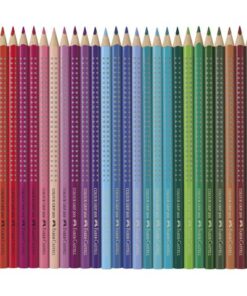 Kleurpotlood in ergonomische driehoekige vorm met gepatenteerde Soft-Grip-zone. Stift bevat zeer lichte pigmenten en is wateroplosbaar. Driehoekige vorm bevordert de driepuntsgreep. Geschikt voor rechts- of linkshandige kinderen. Breukvast vanwege speciale belijming. Met ruimte voor uw naam. Kan uit de meeste stoffen worden gewassen. Eenvoudig te slijpen met een kwaliteit slijper. Metalen etui à 36 stuks.