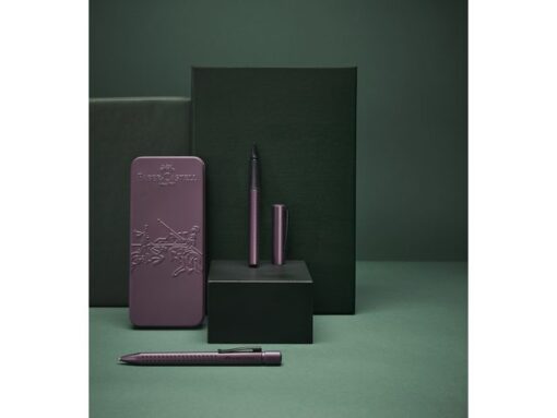 Faber Castell Balpen Faber-Castell Grip XB Berry