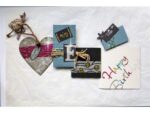Faber Castell Tekenpen Faber-Castell Pitt Artist Pen Metallic 1.5,        display met drie kokers, 90 losse pennen assorti