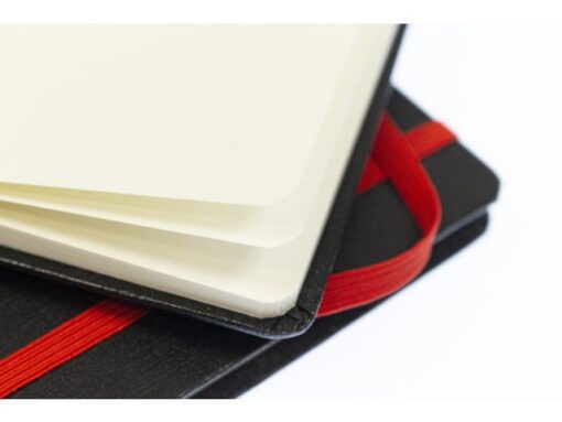 Aquarelboek Kangaro A6 luxe cover 30 vel 200 grams aquarel  papier. Leeslint en elastiek.
