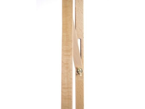 Kangaro Atelier ezel Kangro voor doeken van 4,9 cm dik. Beukenhout. Tray 56x5cm. Ezel 61x151x90cm (b/h/d)