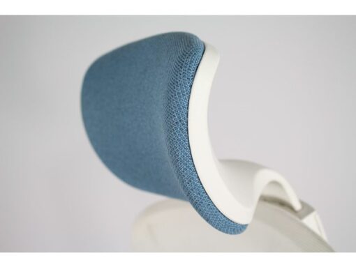 Linea Fabric Bureaustoel Linea Tekna White 01/PT l.blauw/wit met 3D      armleuning en hoofdsteun