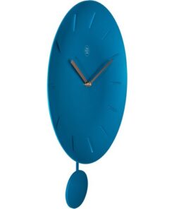 De nXt 'Bowl' is een turquoise wandklok (Ø 30 cm) gemaakt van plastic. De komvormige wijzerplaat maakt deze klok uniek samen met de verhoogde uuraanduiding . De gouden wijzers en slingerende pendulum geven de klok een stijlvolle look. Deze klok werkt op 1 x AA batterij (niet inbegrepen).