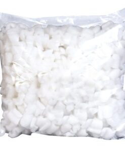 Opvulchips als opvulmateriaal om dozen af te vullen en artikelen te beschermen tijdens transport. Het materiaal heeft goede schokabsorberende eigenschappen en beschermt zo uw producten. Inhoud 5 liter. Deze opvulchips zijn volledig watervast en waterbestendig.