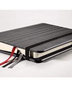 eenvoudig design in combinatie met hoogwaardige materialen. Deze A4 organiser is gemaakt van hoogwaardig zwart kunstleder met subtiele nerven