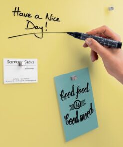 maar ook als combinatie van verschillende formaten en vormen helemaal in de zin van "style your room". Glas-magneetborden zijn borden die aan de wand worden bevestigd - op kantoor