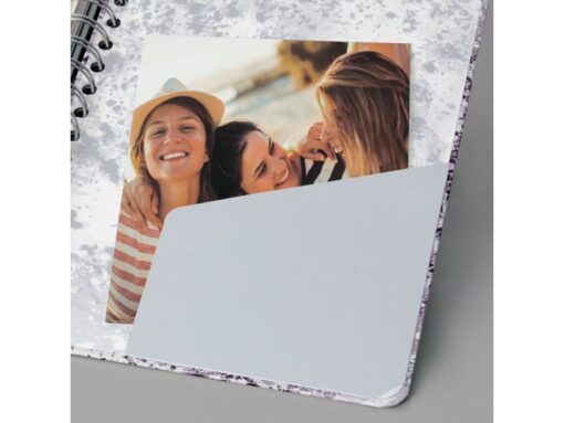 Sigel Notitieboek Jolie Inspire A5 spiraal Violet Marble.         Punt-gelijnd. 240pagina's 120grams papier. Hardcover