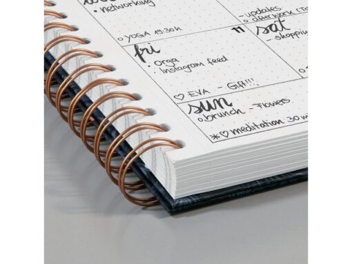 Sigel Notitieboek Jolie Inspire A5 spiraal Brush Marks.           Punt-gelijnd. 240pagina's, 120grams papier. Hardcover