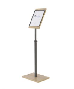 Rocada infostandaard A4. Formaat 40 x 100-132 x 30 cm. In hoogte verstelbare (100-132) metalen houder met melamine steun. Door het 360 graden draaibare paneel kunnen A4 documenten zowel horizontaal als verticaal gepresenteerd worden. Inclusief magnetische insteekmap om de informatie die gepresenteerd wordt te beschermen. Oppervlakte is niet geschikt om met stiften te beschrijven.