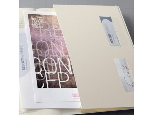 Sigel Notitieboek Conceptum Pure A4 Red gelinieerd hardcover,     genummerde pagina's, inhoudsopgave, sluiting d.m.v.