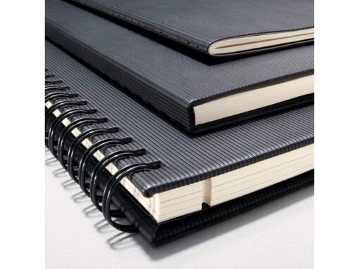Sigel Notitieboek Conceptum A5 zwart 5mm ruit softcover. 64       pagina's 80 grams chamoiskleurig papier. Met quickpocket.