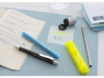 Faber Castell Balpen Faber-Castell Polyball M zwart