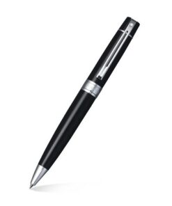chrome dop en verchroomde rand garandeert een nauwkeurig en betrouwbaar schrijfcomfort. Inclusief een universeel standaard Sheaffer medium balpenvulling in zwart.De Sheaffer balpen 300 met iconische clip met sleuf maakt zijn aanwezigheid bekend met een indrukwekkend