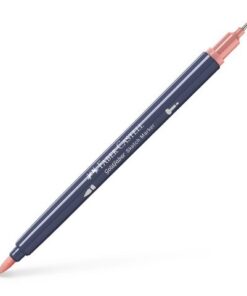 Sketchmarker op alcoholbasis. Marker is voorzien van twee punten: een zachte, flexibele penseelpunt voor grote vlakken en variabele lijndiktes en een finelinerpunt met metalen behuizing (0,6mm) voor contouren en details. Inkt is veegvast, waterbestendig en droogt snel. Hoge dekking door herhaaldelijk aanbrengen van de kleuren en streeploos te blenden. De doppen en de houder zijn gemaakt van 100% gerecycled materiaal en kunnen kleurvariaties vertonen door de productie. Kleur 131 coral.