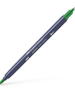 Sketchmarker op alcoholbasis. Marker is voorzien van twee punten: een zachte, flexibele penseelpunt voor grote vlakken en variabele lijndiktes en een finelinerpunt met metalen behuizing (0,6mm) voor contouren en details. Inkt is veegvast, waterbestendig en droogt snel. Hoge dekking door herhaaldelijk aanbrengen van de kleuren en streeploos te blenden. De doppen en de houder zijn gemaakt van 100% gerecycled materiaal en kunnen kleurvariaties vertonen door de productie. Kleur 316 monstera.