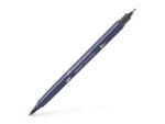 Sketchmarker op alcoholbasis. Marker is voorzien van twee punten: een zachte, flexibele penseelpunt voor grote vlakken en variabele lijndiktes en een finelinerpunt met metalen behuizing (0,6mm) voor contouren en details. Inkt is veegvast, waterbestendig en droogt snel. Hoge dekking door herhaaldelijk aanbrengen van de kleuren en streeploos te blenden. De doppen en de houder zijn gemaakt van 100% gerecycled materiaal en kunnen kleurvariaties vertonen door de productie. Kleur 347 dusty mauve.