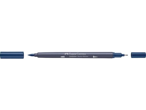 Sketchmarker op alcoholbasis. Marker is voorzien van twee punten: een zachte, flexibele penseelpunt voor grote vlakken en variabele lijndiktes en een finelinerpunt met metalen behuizing (0,6mm) voor contouren en details. Inkt is veegvast, waterbestendig en droogt snel. Hoge dekking door herhaaldelijk aanbrengen van de kleuren en streeploos te blenden. De doppen en de houder zijn gemaakt van 100% gerecycled materiaal en kunnen kleurvariaties vertonen door de productie. Kleur 450 indigo.
