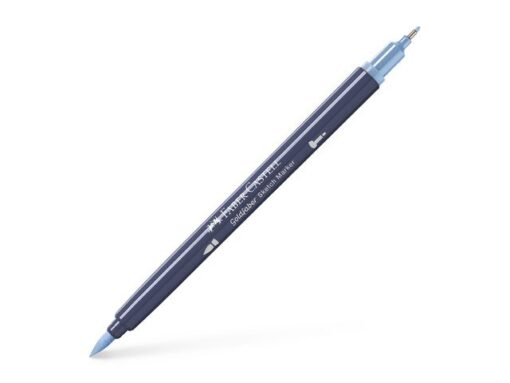 Sketchmarker op alcoholbasis. Marker is voorzien van twee punten: een zachte, flexibele penseelpunt voor grote vlakken en variabele lijndiktes en een finelinerpunt met metalen behuizing (0,6mm) voor contouren en details. Inkt is veegvast, waterbestendig en droogt snel. Hoge dekking door herhaaldelijk aanbrengen van de kleuren en streeploos te blenden. De doppen en de houder zijn gemaakt van 100% gerecycled materiaal en kunnen kleurvariaties vertonen door de productie. Kleur 453 dark pigeon blue.