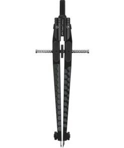 uitermate geschikt voor school. Erg gebruiksvriendelijk door de ergonomische opening van de passer benen. Voor cirkels tot Ø 390 mm. Verpakt in kunststof doos met reserveonderdelen en potloodstiftjes. Naast trendy ontwerpen wordt solide technologie niet verwaarloosd: robuuste tandwielgeleiders