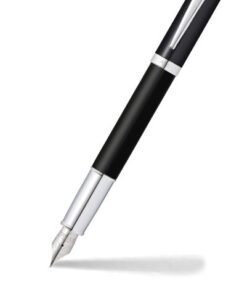 is een betaalbare manier om de schrijfervaring naar een hoger niveau te tillen en tegelijkertijd indruk te maken. De wereldwijd erkende witte Sheaffer stip