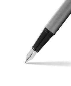 gestructureerd profiel en uitmuntende schrijfprestaties en overbrugt moedig de werelden van het traditionele en het onverwachte. De wereldwijd erkende witte Sheaffer stip