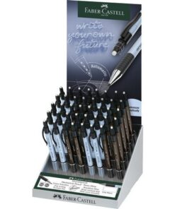 Vulpotlood Grip Matic 1375 (0,5mm) en 1375 (0,7mm) heeft een automatische stift aanvoer, draaien of drukken is niet nodig. Voorzien van rubberen grip zone. Met extra lange draaigum in de dop. De stift kan volledig worden ingetrokken, zodat je hem in je zak of tas kunt meenemen. Display met 40 stuks vulpotloden in de kleuren sky blue en zwart - 10 stuks per kleur / per lijndikte.