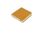 Schetsboek Kangaro 12x12cm okergeel PU hardcover 80 blad    140 grams roomwit papier met elastiek en lint