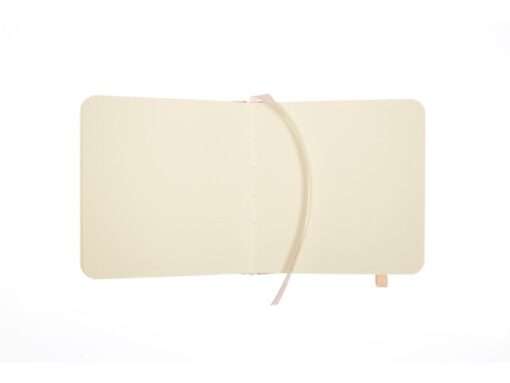 Schetsboek Kangaro 12x12cm oud roze PU hardcover 80 blad    140 grams roomwit papier met elastiek en lint
