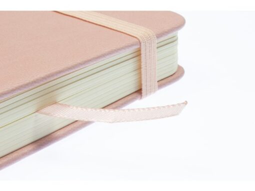 Schetsboek Kangaro 12x12cm oud roze PU hardcover 80 blad    140 grams roomwit papier met elastiek en lint