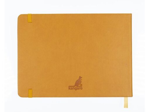 Schetsboek Kangaro A5 landscape okergeel PU HC 80 blad      140gr roomwit met elastiek en lint