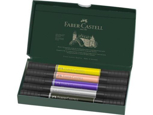 Inkttekeningen hebben een zeer lange artistieke traditie. Het is altijd een interessant medium geweest voor kunstenaars en grafici, het geeft tekeningen expressie en duurzaamheid en kan ook worden gecombineerd met vele andere tekentechnieken. Faber-Castell heeft alle voordelen van tekeninkt gecombineerd met de voordelen van een moderne, gemakkelijk te gebruiken multifunctionele marker - de Pitt Artist Pen duo marker. De gepigmenteerde en zeer lichtechte tekeninkt is ideaal voor schetsen, tekeningen, lay-outs, modeontwerp en illustratie. Doordat deze marker 2 punten heeft maakt het de mogelijkheden eindeloos. De brushpunt is fijn en flexibel en uitermate geschikt voor artistieke werken terwijl je de andere in metaal gevatte punt (0.8mm) juist kunt gebruiken voor meer gedetailleerde tekeningen en schetsen. De permanente inkt is waterproof en drukt niet door het papier. Inhoud Fasion set 5 stuks. Kleurnummers: 107, 132, 136, 272, 199.