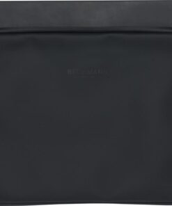 waardoor het als geheel dus niet volledig waterdicht is. Gewicht 305 gram. Materiaal: 100% PET polyester van gerecyclede plastic flessen. Kleur zwart.