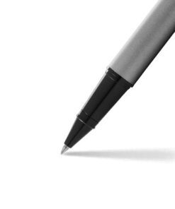 gestructureerd profiel en uitmuntende schrijfprestaties en overbrugt moedig de werelden van het traditionele en het onverwachte. De wereldwijd erkende witte Sheaffer stip