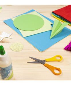 13cm. Met spitse punt. Geschikt vanaf 6 jaar. Voorzien van 5 cm schaalindeling. Blad van roestvrijstaal. Garantie: 3 jaar. Kleur geel/oranje