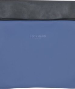 waardoor het als geheel dus niet volledig waterdicht is. Gewicht 305 gram. Materiaal: 100% PET polyester van gerecyclede plastic flessen. Kleur blauw.