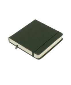 waardoor pagina's niet loslaten en mede door de harde kaft goed beschermd zijn. Het schetsboekje is ook voorzien van een leeslint en afsluitelastiek