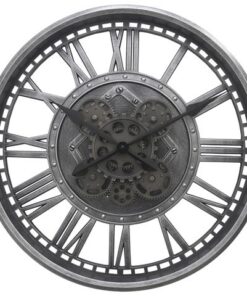 8 cm ) met bewegende tandwielen en kunststof rand in metaal look. Dient handmatig ingesteld te worden. Werkt op 3x AA batterij LR06 (niet meegeleverd).