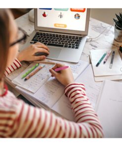 De inktverwijderaar Corry verwijdert koningsblauwe inkt. Met de praktische beitelpunt kan zowel 1 mm als 3 mm breed schrift uitgewist worden. De blauwe punt zorgt ervoor dat de tekst probleemloos overgeschreven kan worden. Display 60 stuks.