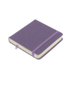 waardoor pagina's niet loslaten en mede door de harde kaft goed beschermd zijn. Het schetsboekje is ook voorzien van een leeslint en afsluitelastiek