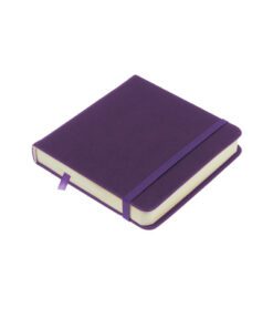 waardoor pagina's niet loslaten en mede door de harde kaft goed beschermd zijn. Het schetsboekje is ook voorzien van een leeslint en afsluitelastiek