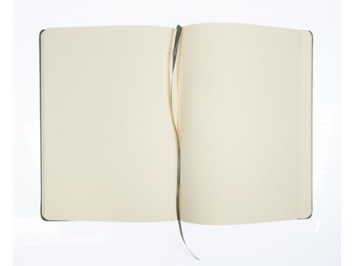 Schetsboek Kangaro A4 forest green PU HC 80 vel 140gr       roomwit met elastiek en lint