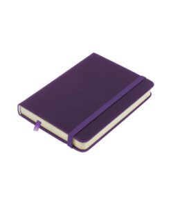 waardoor pagina's niet loslaten en mede door de harde kaft goed beschermd zijn. Het schetsboekje is ook voorzien van een leeslint en afsluitelastiek