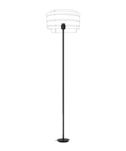 De slanke metalen lampenstaandaard Beam van Nextime is 157 cm hoog en heeft een stevige voet van 35 cm. Ontworpen met een E27-fitting om de Beam lampenkap als vloerlamp te gaan gebruiken. De zwarte vloerlampstandaard voegt een vleugje moderne elegantie toe aan uw interieur. De montage is eenvoudig en vereist geen gereedschap. De trendy standaard heeft een aan/uit-schakelaar en wordt geleverd met een 200 cm lang netsnoer en een EU-stekker. Let op: lampenkap Beam moet apart besteld worden.