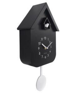 5 cm ) is een speelse draai van de klassieke koekoeksklok en combineert vintage charme met een eigentijdse look in een coole kleur. Geniet van het wakker worden met natuurgeluiden