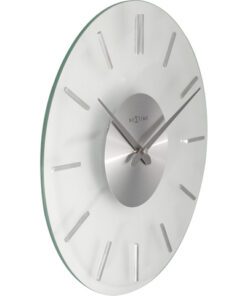 De NeXtime Stripe wandklok heeft een wijzerplaat van helder glas. De wijzers en de uuraanduiding zijn gemaakt van aluminium en de uren worden weergegeven met 3D strepen. De combinatie van deze materialen geeft deze klok een moderne eigentijdse uitstraling. Afm. 26cm.