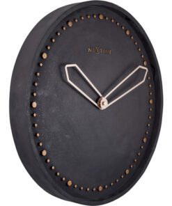 waar je deze ook plaatst. Met het metalen element is dit samen een heel andere sfeer. Het rosé goud geeft deze klok een moderne en trendy look met een stijlvolle accenten.