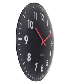 De NeXtime Duomo 50 grote stille wandklok (50 cm) geeft een sensuele look met kenmerkende verfijning. Dit moderne ontwerp met eigentijdse cijfers en index wordt geleverd met een coole koepelvormige glazen kap. Deze klok werkt op 1 x AA-batterij (niet inbegrepen).
